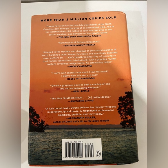 Hardcover Book: Where the Crawdads Sing - Picture 2 of 2